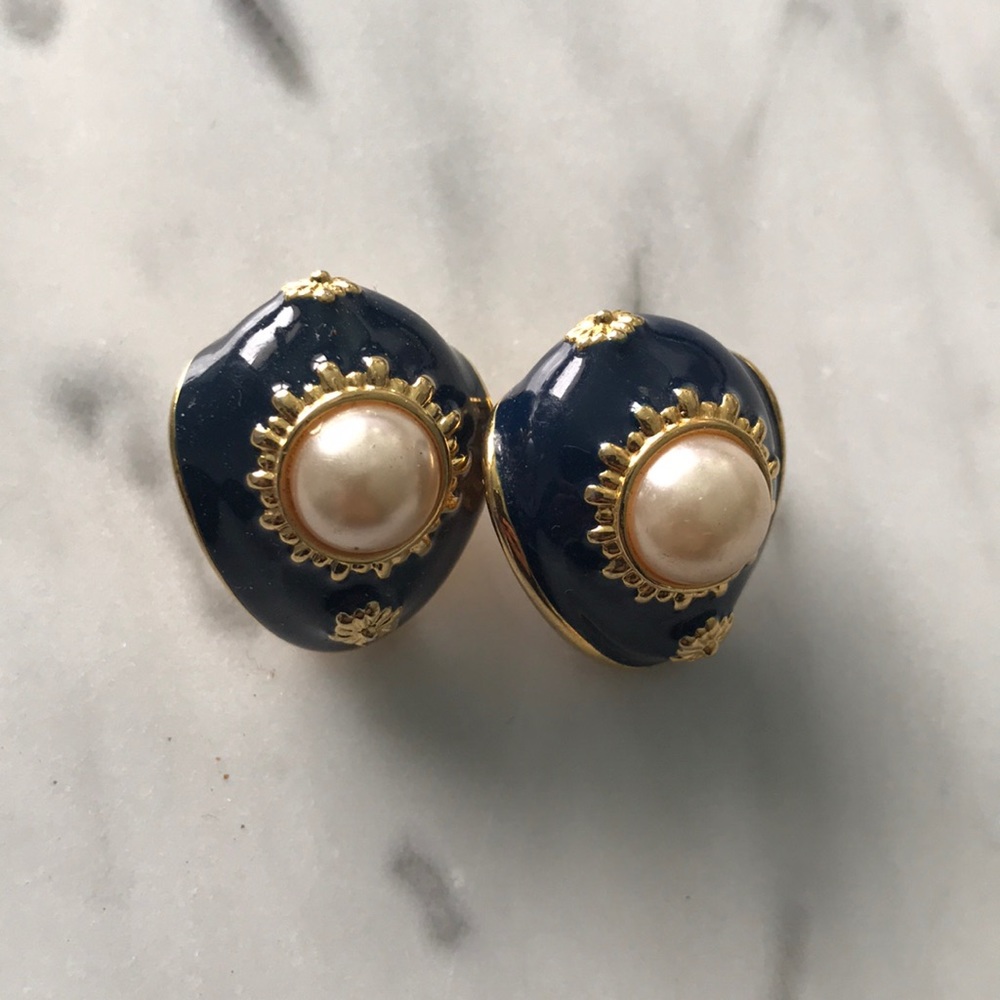 Vintage Navy & Pearl Clip-On Earrings